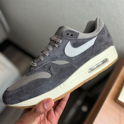 nike air max 1 crepe soft